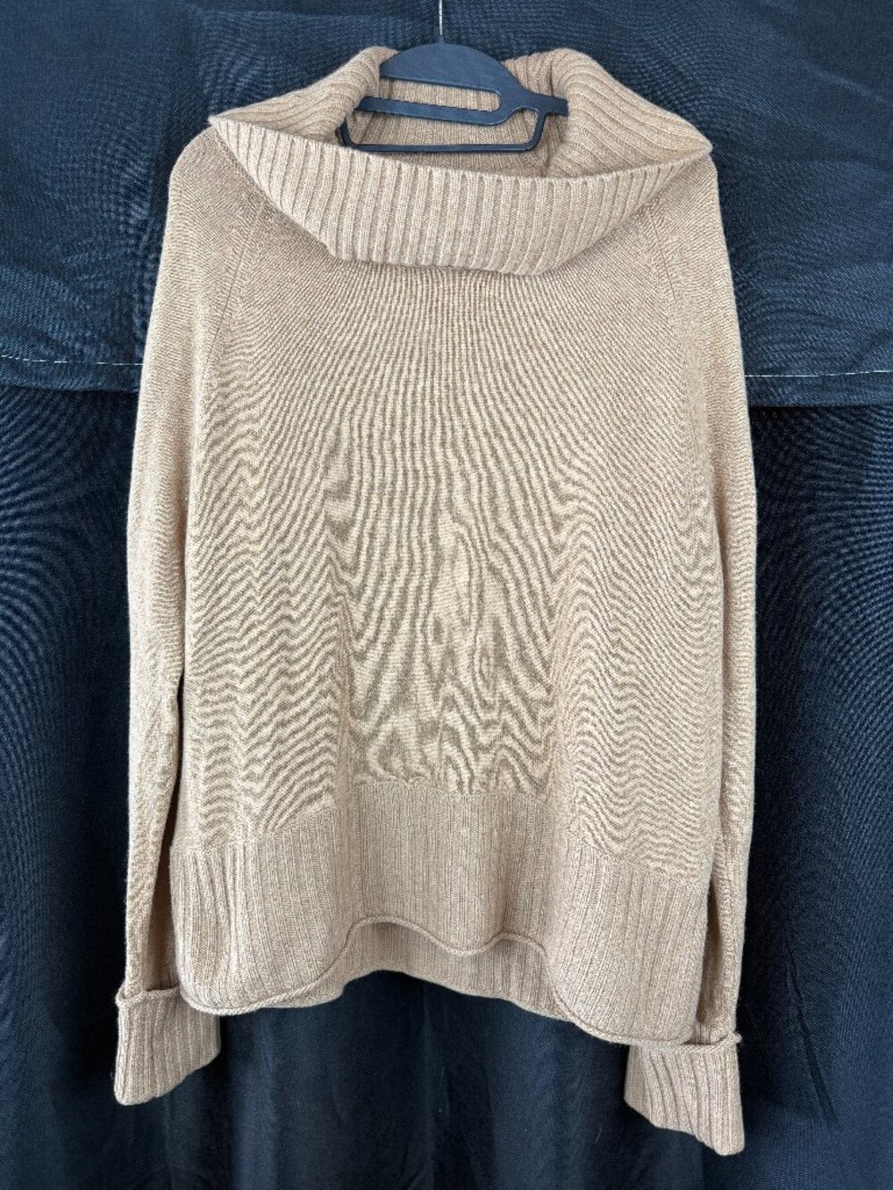 Geneva Cashmere Sweater (Size XL)